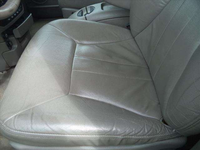 2001 Chrysler Town and Country LXi 4dr Extended Mini-Van